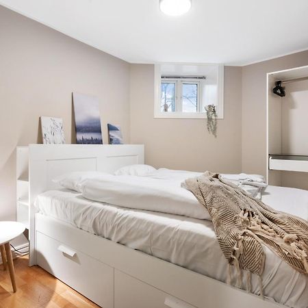 Appartement New! Modern City Apt: Central W/ Private Entrence à Bergen Extérieur photo