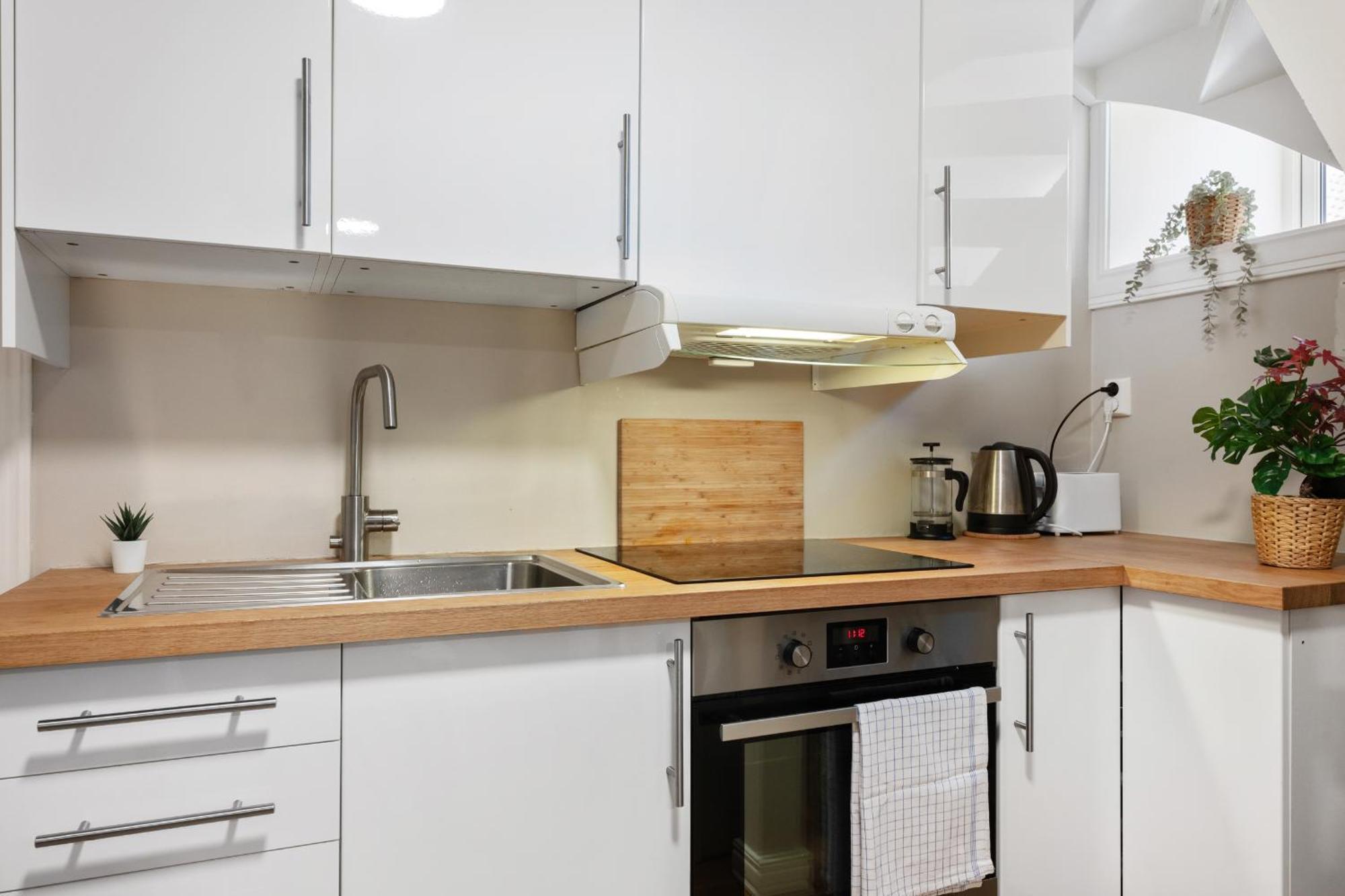Appartement New! Modern City Apt: Central W/ Private Entrence à Bergen Extérieur photo