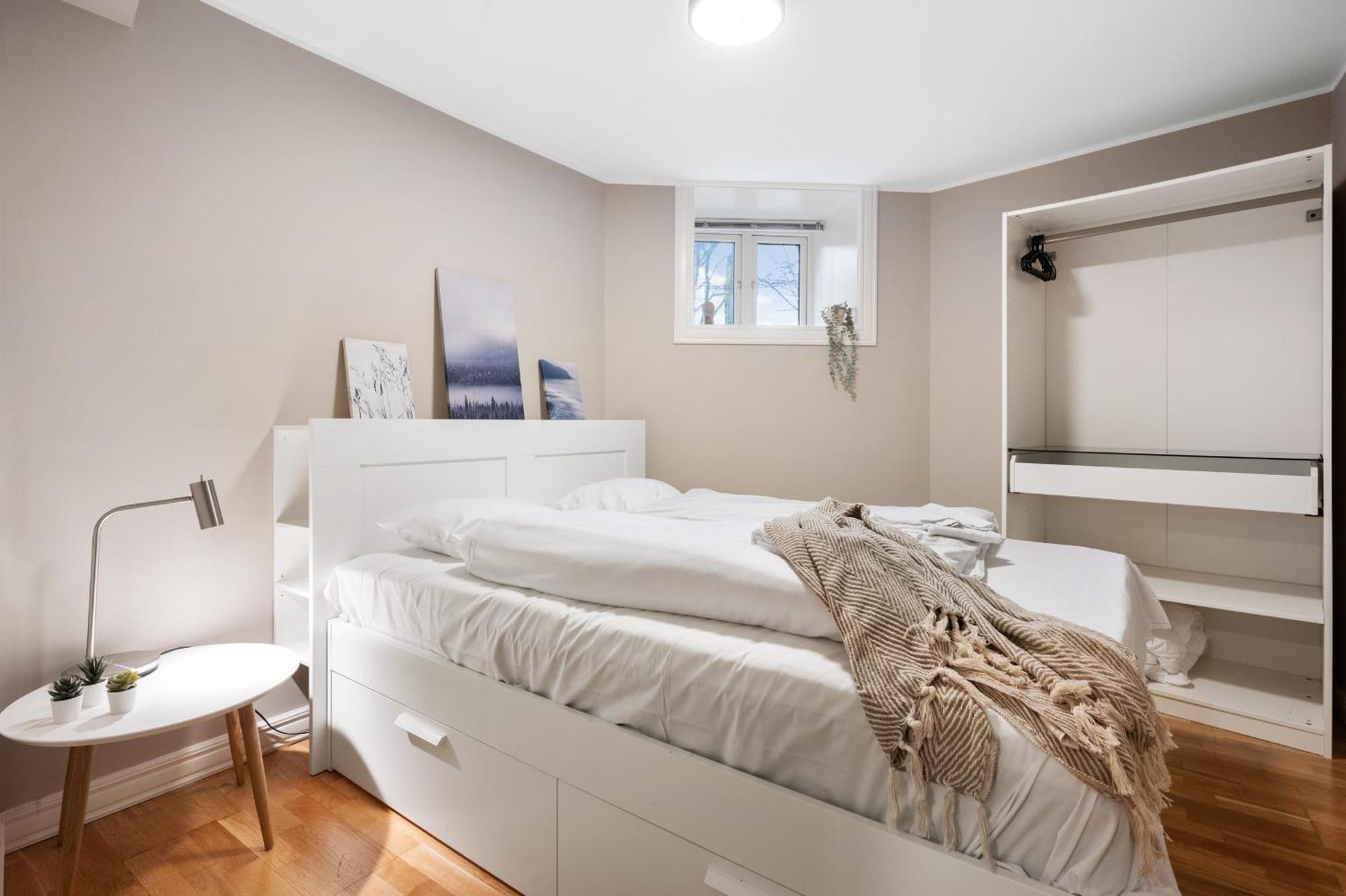 Appartement New! Modern City Apt: Central W/ Private Entrence à Bergen Extérieur photo